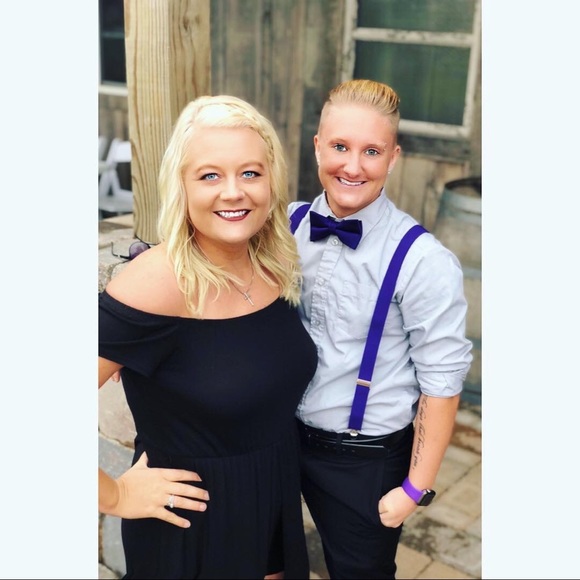 Meet your Posher, Samantha - Picture 2 of 3